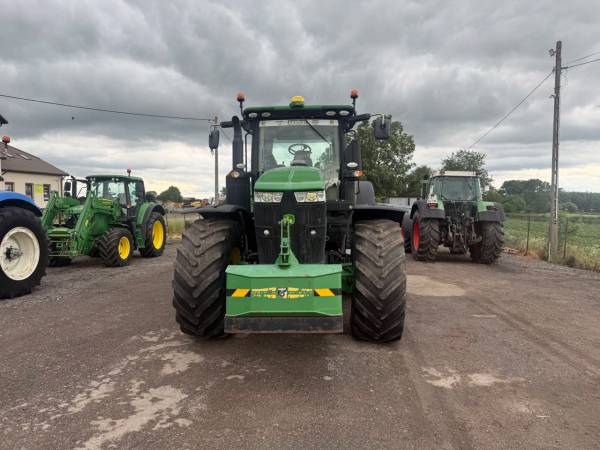 Трактор John Deere 7250R (2017)