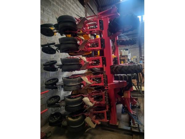 Сівалка точного висіву Vaderstad Tempo V12 (2020)