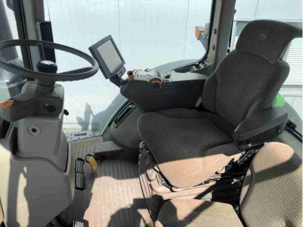 Трактор John Deere 7290R (2017)