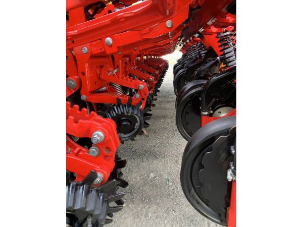 Сівалка точного висіву Vaderstad Tempo V12 (2024)