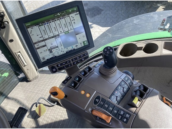 Трактор John Deere 7290R (2020)
