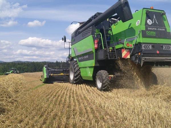 Комбайн Deutz-Fahr 6040 HTS (2015)