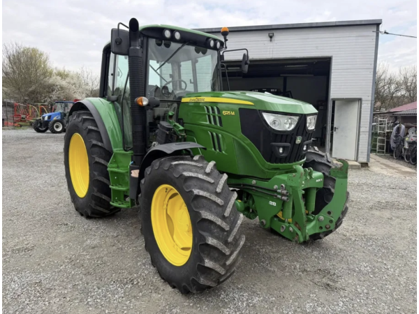 Трактор John Deere 6125M (2015)