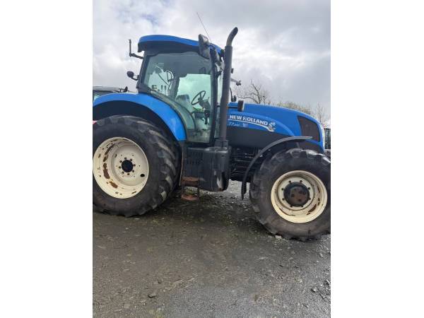 Трактор New Holland T7.200 (2013)