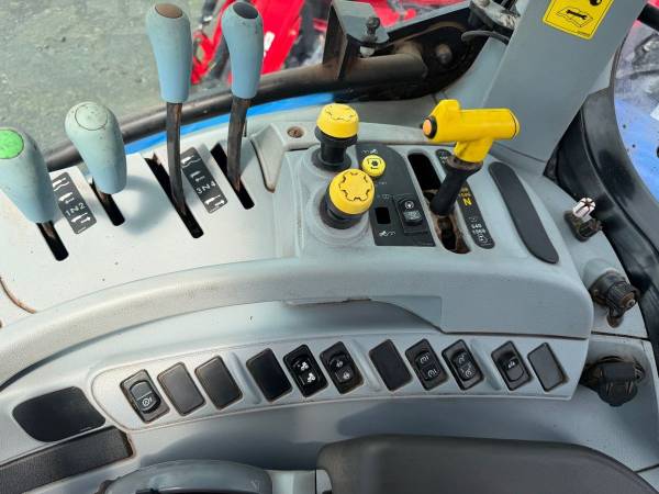 Трактор New Holland T7.200 (2013)