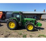 Трактор John Deere 8400
