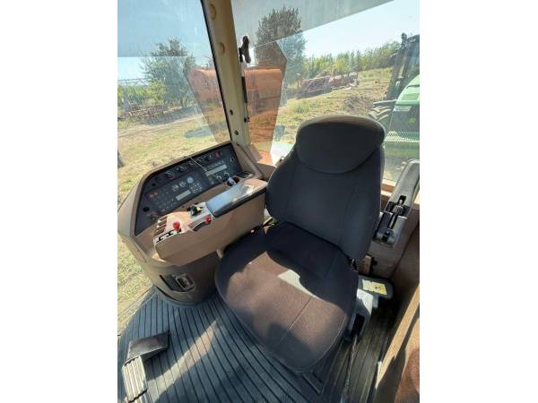 Трактор John Deere 8400 (1998)
