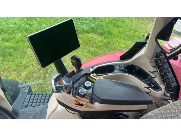 Трактор Case IH Optum 300 (2023)