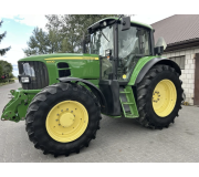 Трактор John Deere 6930