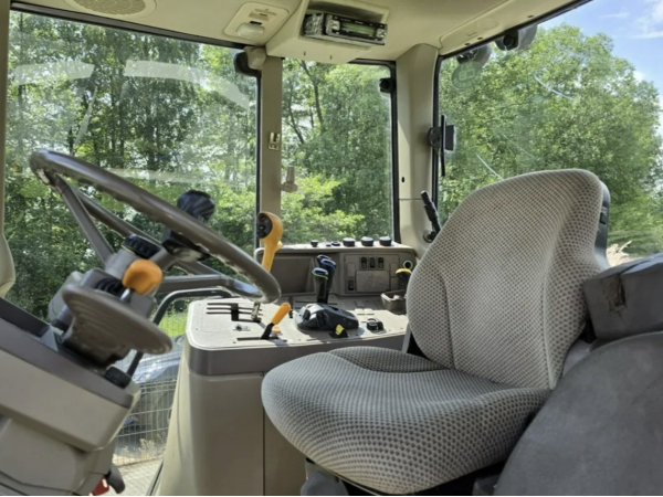 Трактор John Deere 6150M (2016)