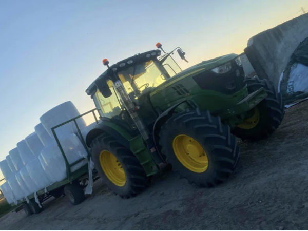 Трактор John Deere 6140R (2012)