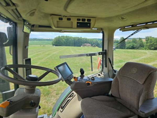 Трактор John Deere 7270R (2014)