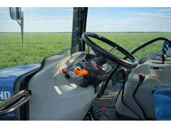 Трактор New Holland TD5.105 (2014)