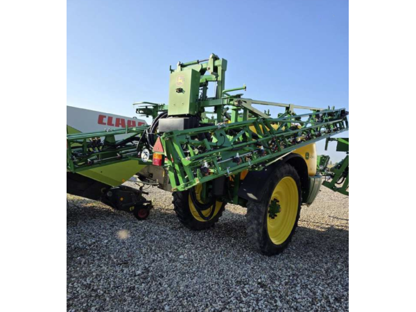 Прицепной опрыскиватель John Deere M740 (2020)
