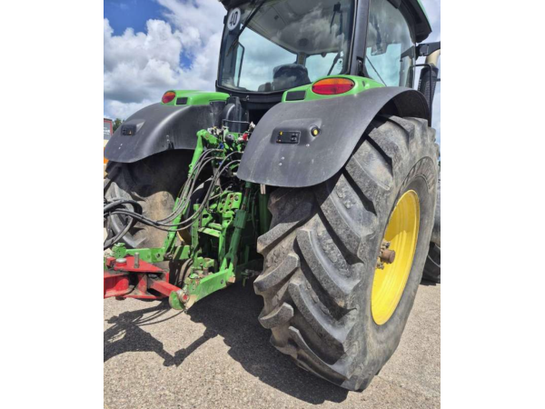 Трактор John Deere 6210R (2014)