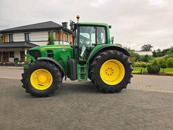 Трактор John Deere 6930 Premium (2007)