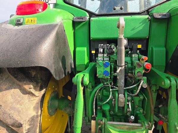 Трактор John Deere 6930 Premium (2007)
