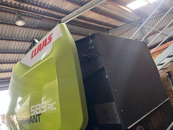 Прес-підбирач Claas Variant 585 RC (2022)