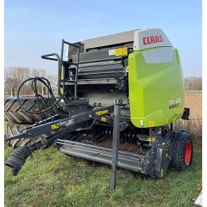 Прес-підбирач Claas Variant 450 (2019)