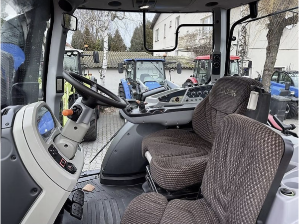 Трактор Valtra T234 Versu (2015)