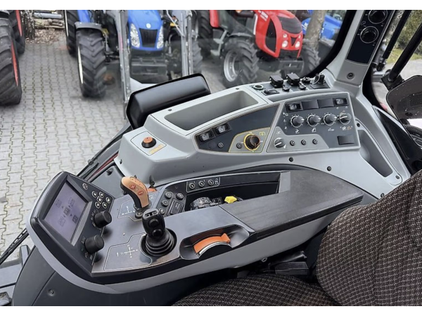 Трактор Valtra T234 Versu (2015)