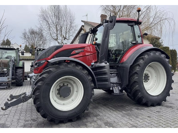 Трактор Valtra T234 Versu (2015)