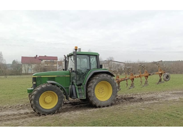 Трактор John Deere 6910 (1999)