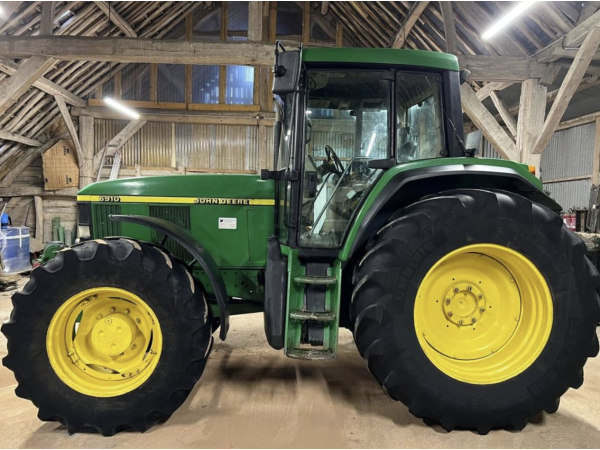 Трактор John Deere 6910 (1999)