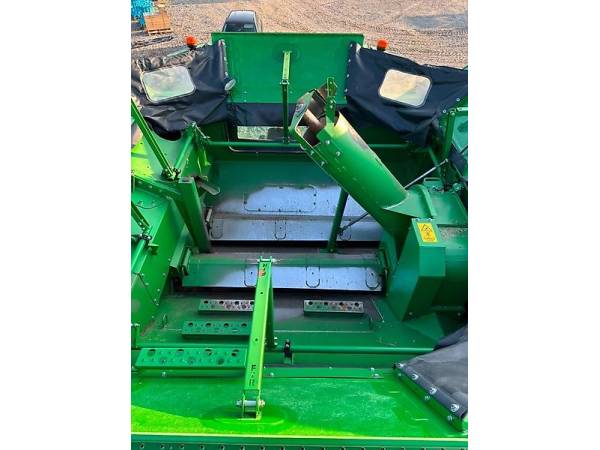 Комбайн John Deere S670 (2015)
