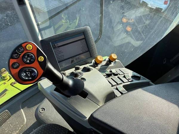 Комбайн Claas Lexion 660 (2011)