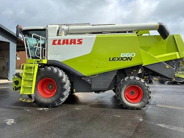 Комбайн Claas Lexion 660 (2011)