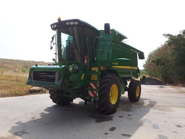 Комбайн John Deere W540 (2007)