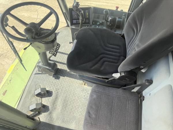 Комбайн Claas Medion 310 (2001)