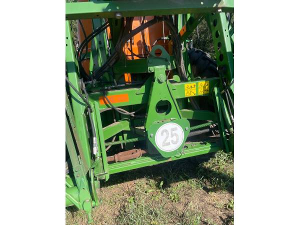 Причіпний обприскувач Amazone UG 3000 Nova (2009)