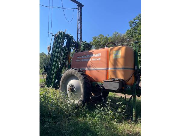 Причіпний обприскувач Amazone UG 3000 Nova (2009)