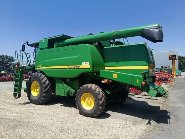 Комбайн John Deere W540 (2012)