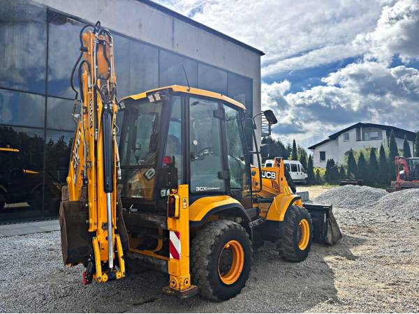 Экскаватор-погрузчик JCB 3CX (2019)