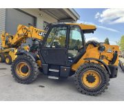 Навантажувач JCB 560-80