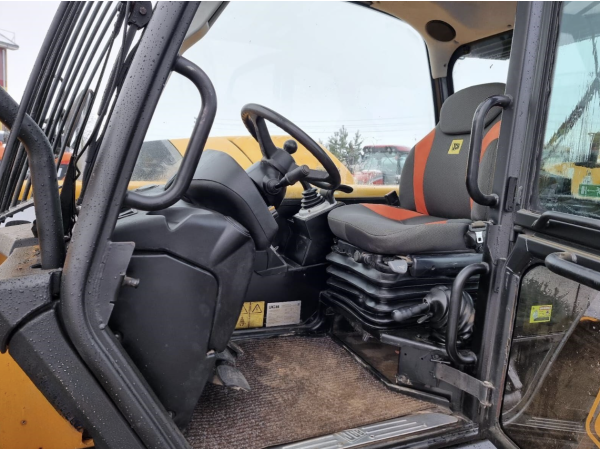 Погрузчик JCB 560-80 (2017)