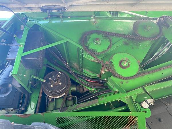 Комбайн John Deere 9880 STS (2004)