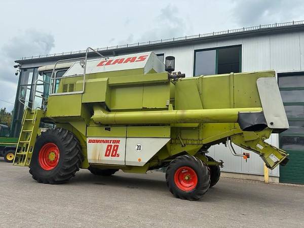 Комбайн Claas Dominator 88 S (1989)