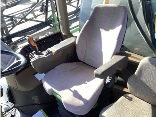 Обприскувач John Deere 4830 (2010)