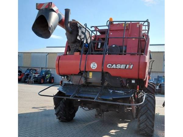 Комбайн Case IH 6130 (2015)