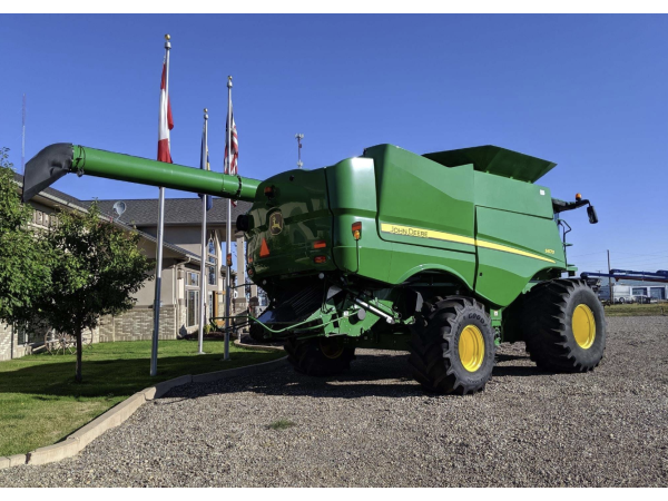 Комбайн John Deere S670 (2016)