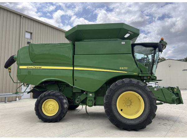 Комбайн John Deere S670 (2013)