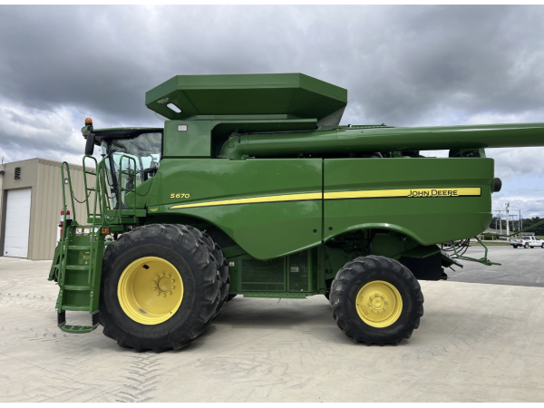 Комбайн John Deere S670 (2013)