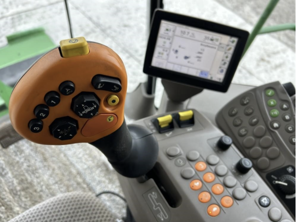 Комбайн John Deere S670 (2013)