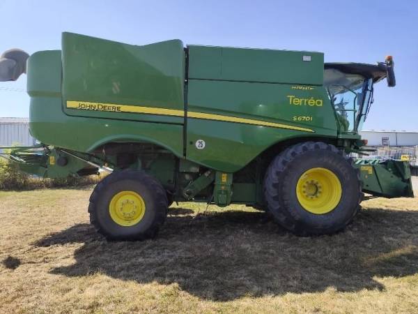 Комбайн John Deere S670i (2015)
