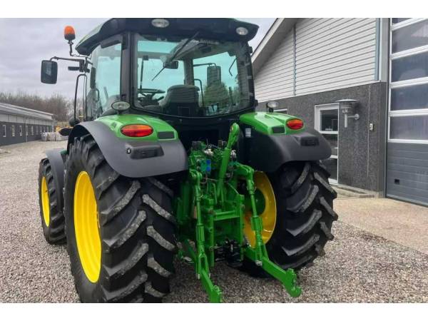 Трактор John Deere 6125R (2012)
