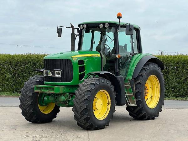 Трактор John Deere 6930 Premium (2011)